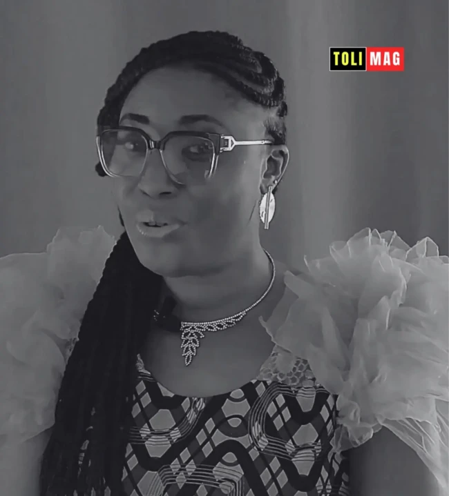 Joséphine Kouo Iseudu, experte camerounaise en communication stratégique et productrice du podcast “Parlons Com’ au Mboa”